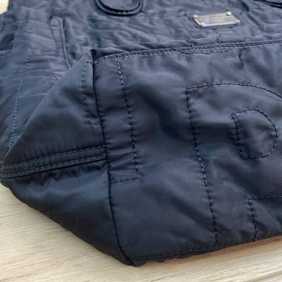 Marc Jacob’s | Tate Tote | Quilted Nylon Large Tote Bag - Picture 6 of 16